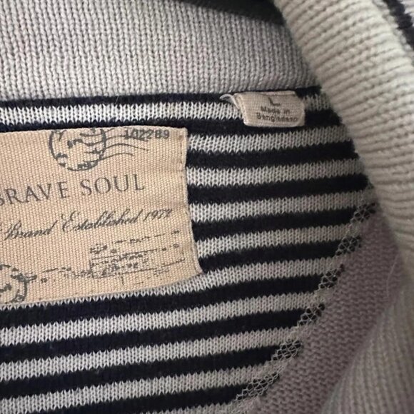 Brave Soul Women's L Shawl Collar Cardigan Sweater Gray Black Striped Button-Up - Picture 3 of 4